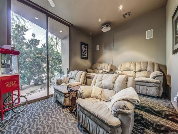 Palm Desert Home 992967