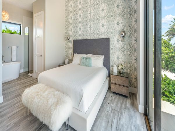 Grand Cayman Vacation Rental Luxury 7-Bedroom Oceanfront Villa