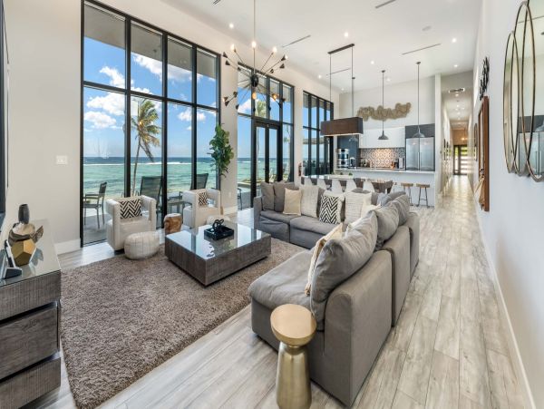 Grand Cayman Vacation Rental Luxury 7-Bedroom Oceanfront Villa