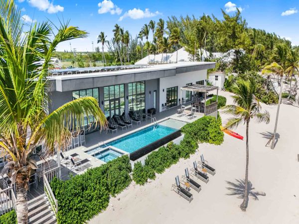Grand Cayman Vacation Rental Luxury 7-Bedroom Oceanfront Villa