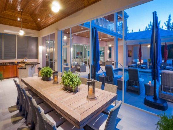 Cayman Islands Home 992972