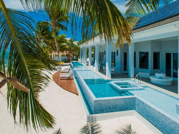 Cayman Islands Home 992973