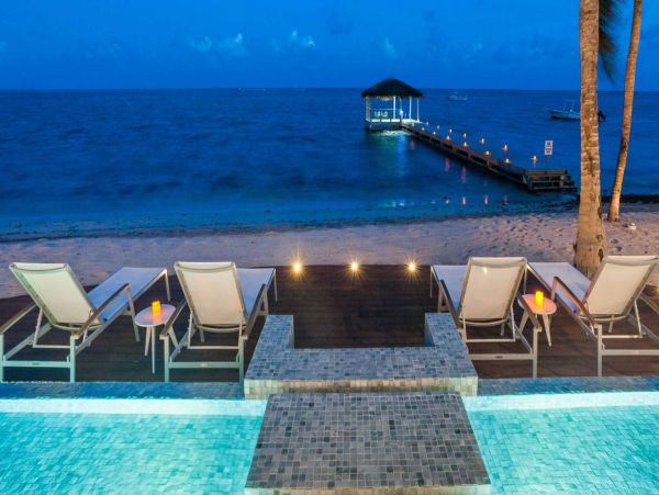 Cayman Islands Home 992973