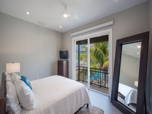 Cayman Islands Home 992975