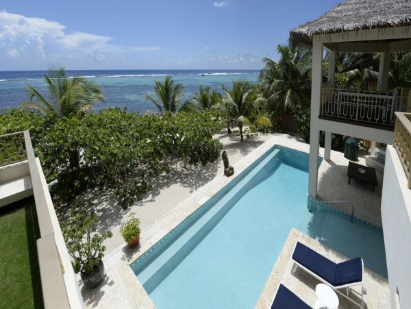 Cayman Islands Home 992976