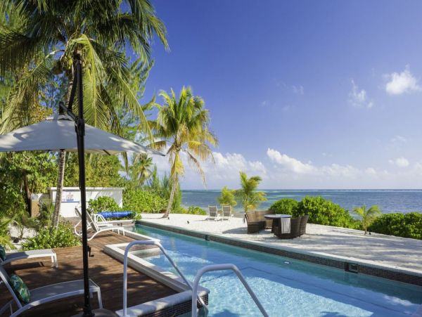 Cayman Islands Home 992977