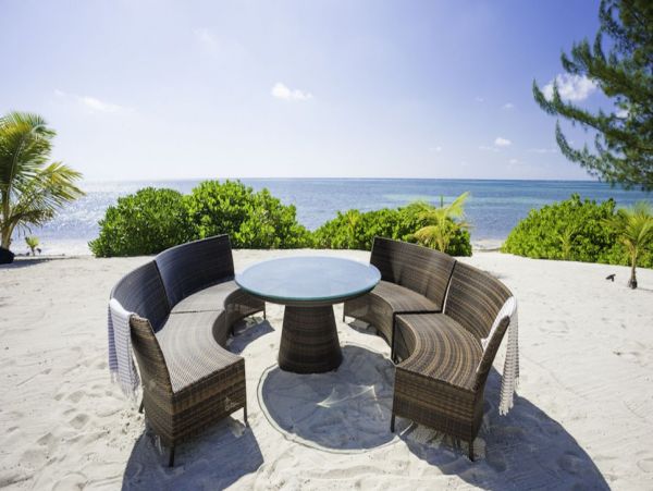 Cayman Islands Home 992977
