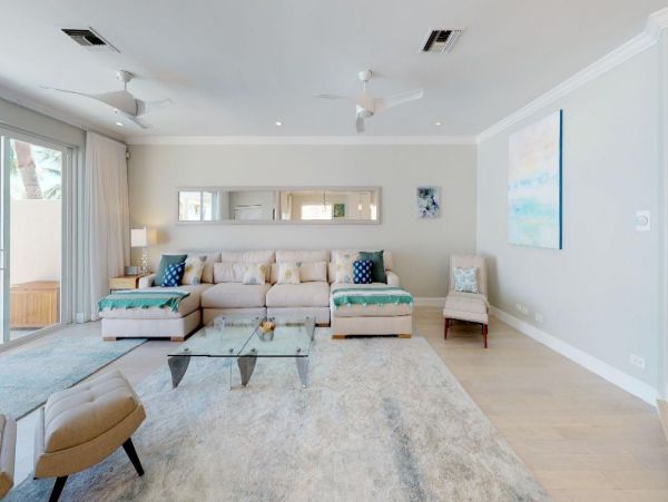 Cayman Islands Home 992978