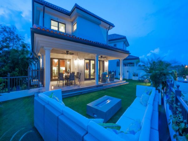 Cayman Islands Home 992979