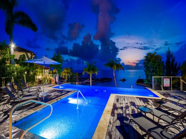 Cayman Islands Home 992979