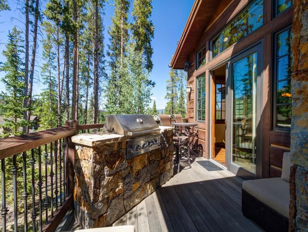 Mountain View Six Bedroom Breckenridge Vacation Home