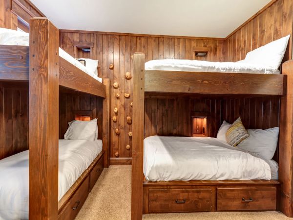 Mountain View Six Bedroom Breckenridge Vacation Home