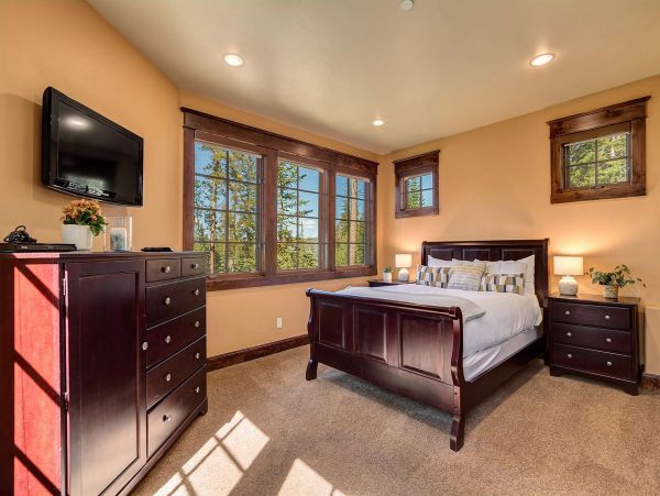Mountain View Six Bedroom Breckenridge Vacation Home