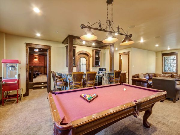 Mountain View Six Bedroom Breckenridge Vacation Home