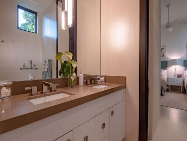 Fort Lauderdale Home 993018