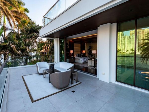 Fort Lauderdale Home 993018