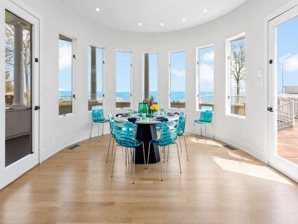 Luxury Eleven Bedrooms Beachfront Home in Hamptons