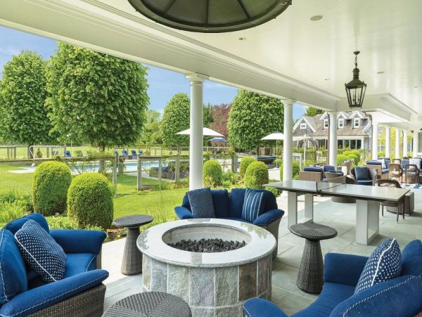 Eleven Bedrooms Luxury Rental Mansion in Hamptons