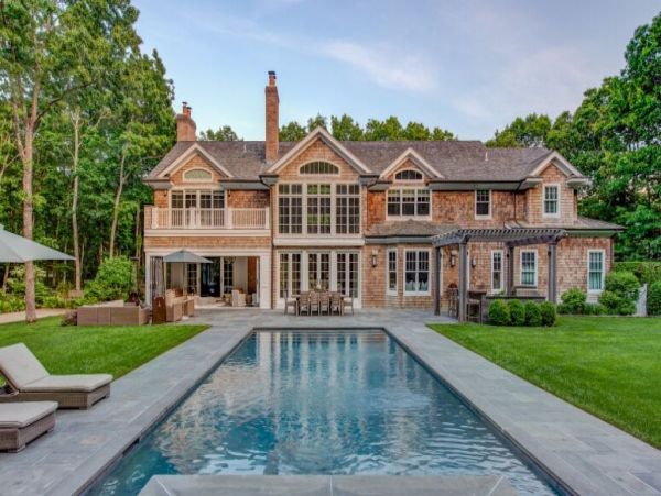 Hamptons Posh Six-Bedroom Rental Home, Private Pool