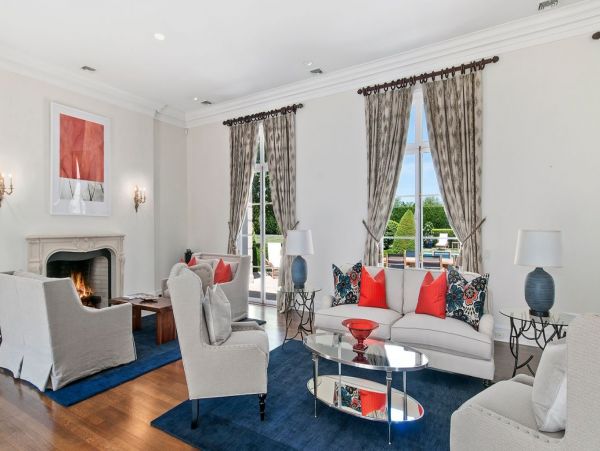 Hamptons Six Bedroom Luxurious Vacation Villa