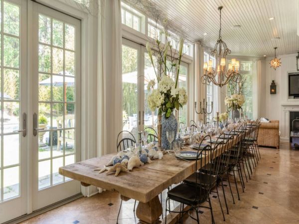 Stunning Five-Bedroom Vacation Home in East Hampton