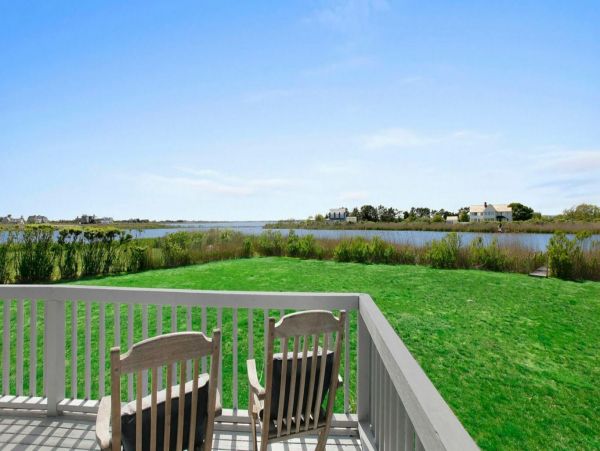 Southampton Four Bedroom Luxury Rental Cottage