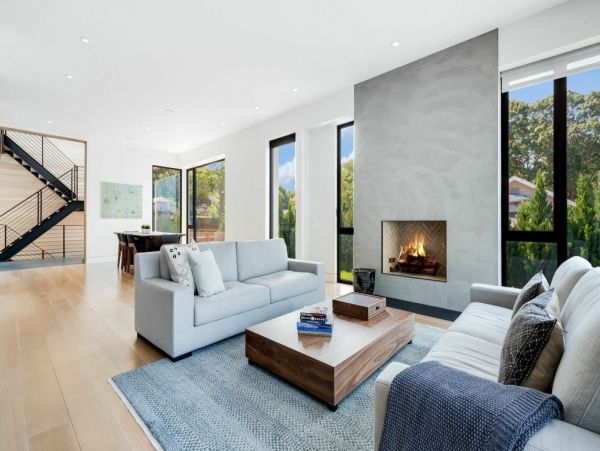 Bay View Four Bedroom Rental Home in The Hamptons