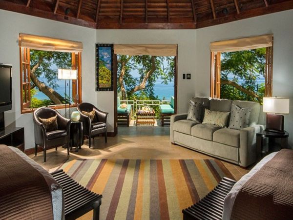 Jamaica Home 993039