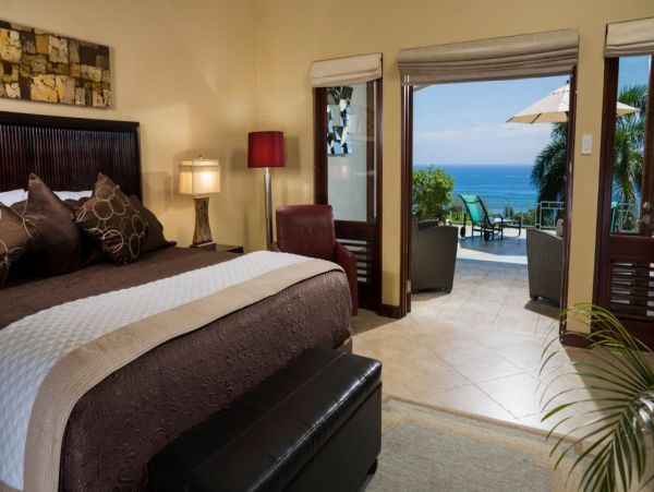 Jamaica Home 993039