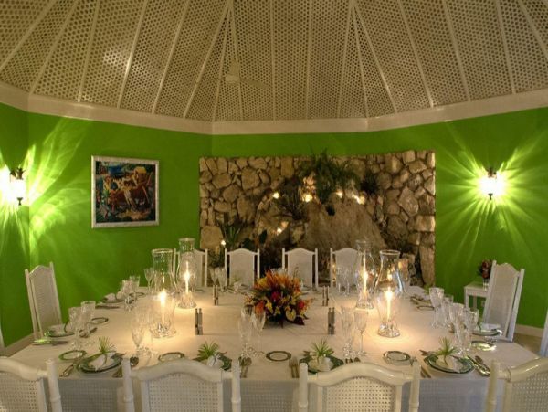 Jamaica Home 993041