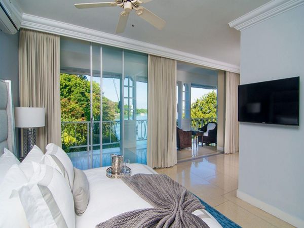 Jamaica Home 993044