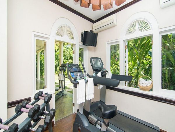 Jamaica Home 993044