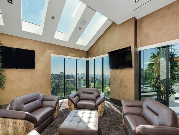 Los Angeles Home 993054