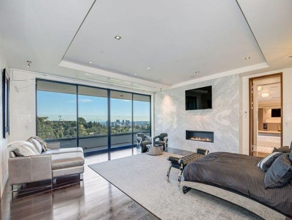 Los Angeles Home 993054