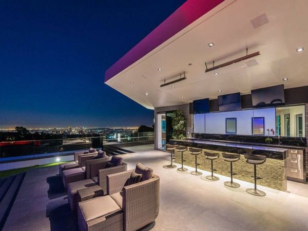 Los Angeles Home 993054