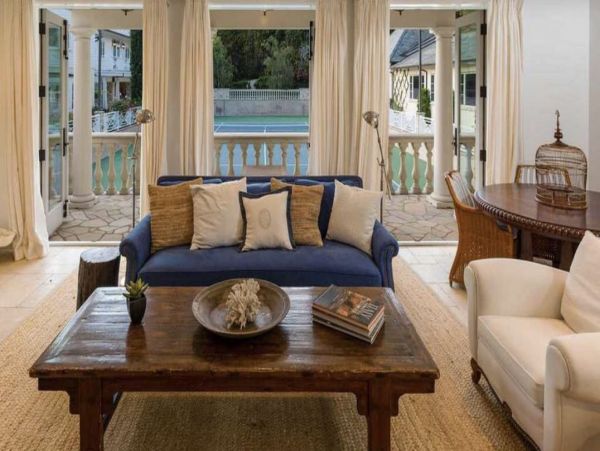 Los Angeles Home 993055