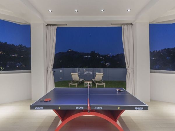 Los Angeles Home 993056