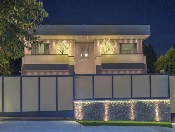 Los Angeles Home 993056