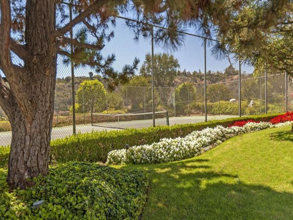 Los Angeles Home 993056