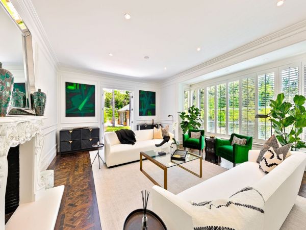 Los Angeles Home 993057
