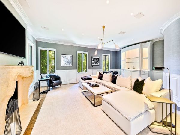Los Angeles Home 993057