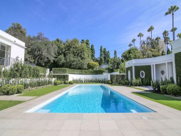 Los Angeles Home 993058