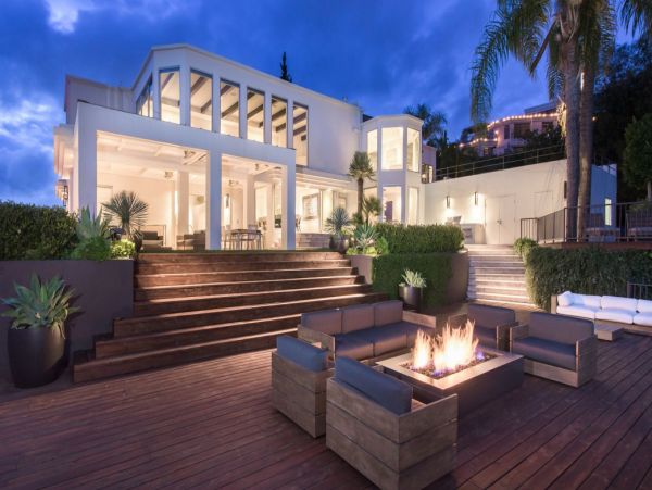 Los Angeles Home 993060