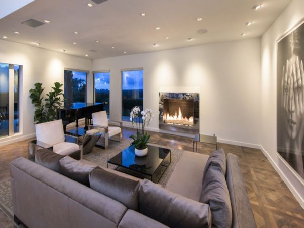 Los Angeles Home 993060