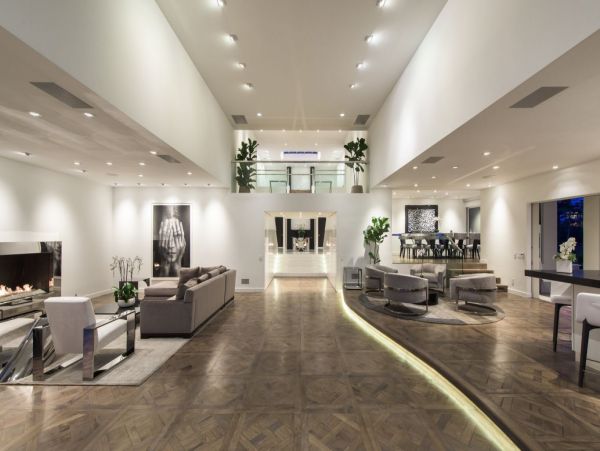 Los Angeles Home 993060