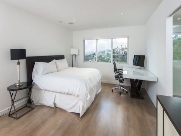 Los Angeles Home 993060