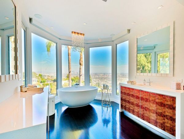 Los Angeles Home 993060