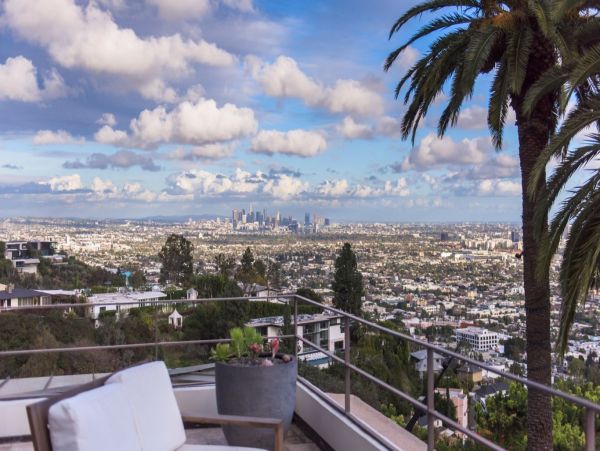 Los Angeles Home 993060