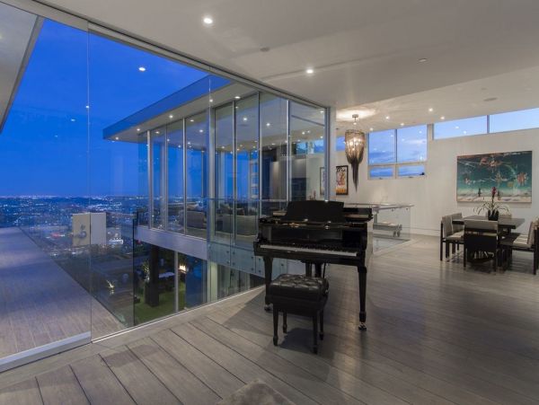 Los Angeles Home 993061