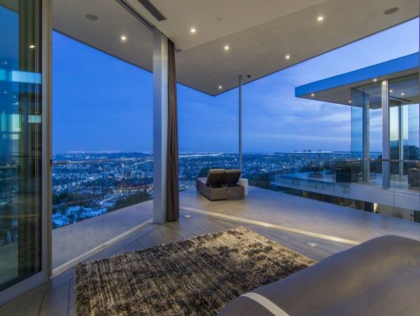 Los Angeles Home 993061